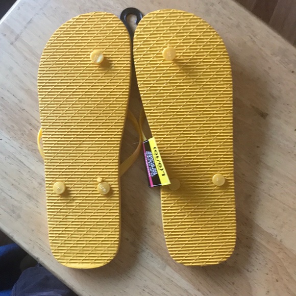 NWT Size 9/10 Cocktail inspired Flip Flops - Picture 2 of 2